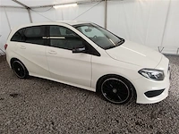 Mercedes b180, 2017 - afbeelding 26 van  31