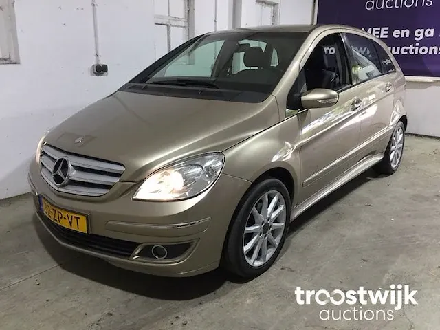 Mercedes b180 cdi, 32-zp-vt - afbeelding 1 van  19