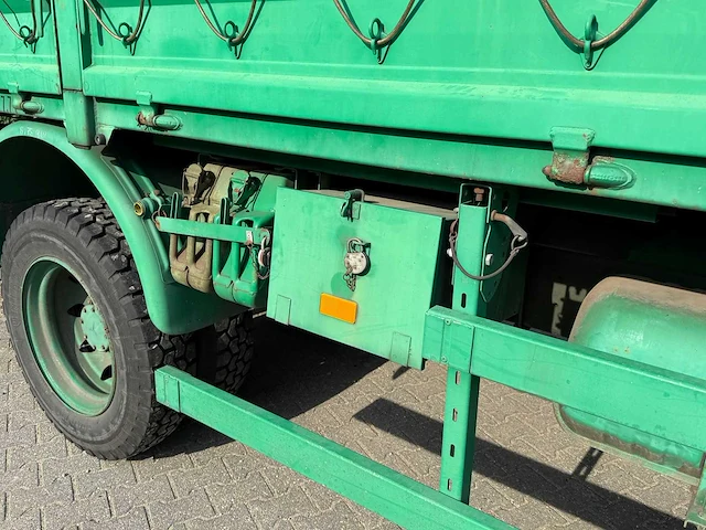 Mercedes benz - 1017 - vrachtwagen - afbeelding 7 van  37