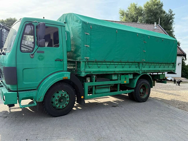 Mercedes benz - 1017 - vrachtwagen - afbeelding 34 van  37