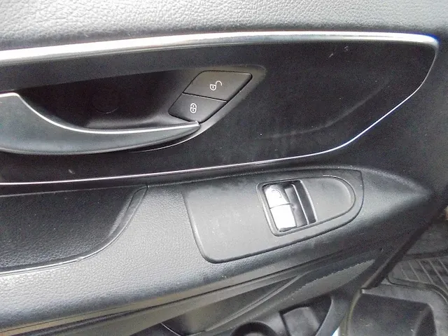 Mercedes-benz - 111 cdi lang cooler - vzr-93-p - afbeelding 4 van  20