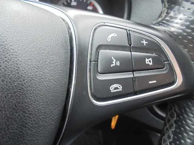 Mercedes-benz - 111 cdi lang cooler - vzr-93-p - afbeelding 11 van  20