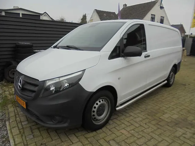 Mercedes-benz - 111 cdi lang cooler - vzr-93-p - afbeelding 1 van  20