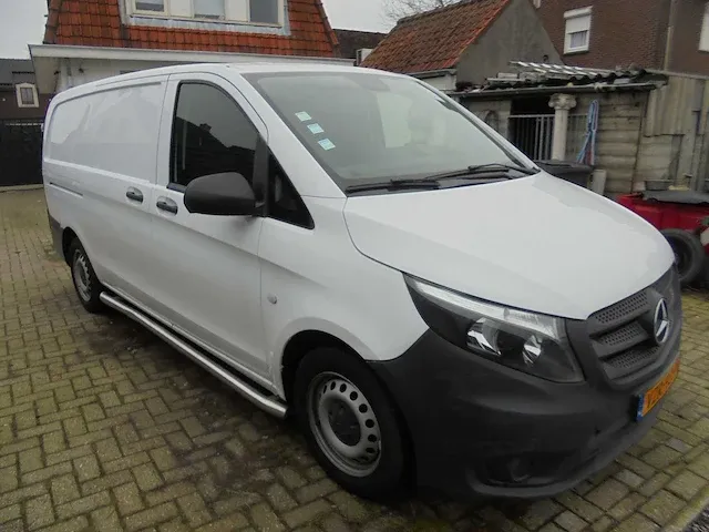 Mercedes-benz - 111 cdi lang cooler - vzr-93-p - afbeelding 12 van  20