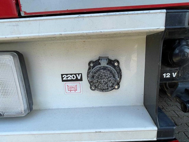Mercedes-benz - 1120 4x4 - lier brandweerwagen - afbeelding 11 van  48