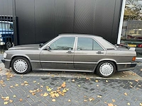 Mercedes-benz - 190 - 2.5 d turbo (1989) - afbeelding 7 van  18