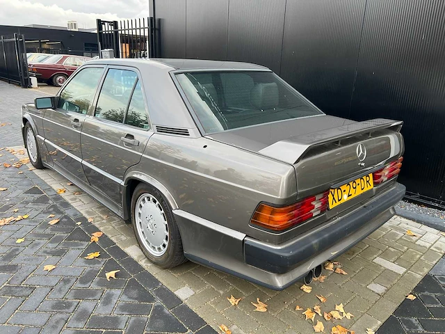 Mercedes-benz - 190 - 2.5 d turbo (1989) - afbeelding 8 van  18
