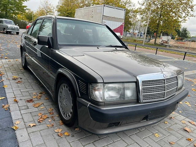 Mercedes-benz - 190 - 2.5 d turbo (1989) - afbeelding 10 van  18