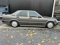 Mercedes-benz - 190 - 2.5 d turbo (1989) - afbeelding 12 van  18