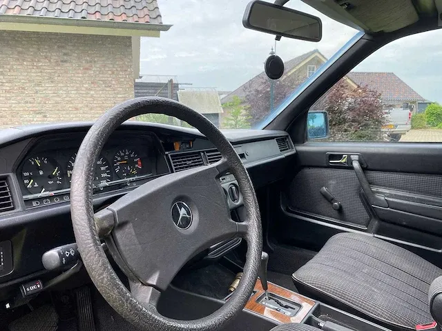 Mercedes-benz - 190-serie - 2.0 e - pr-89-hd - 1986 - afbeelding 6 van  19