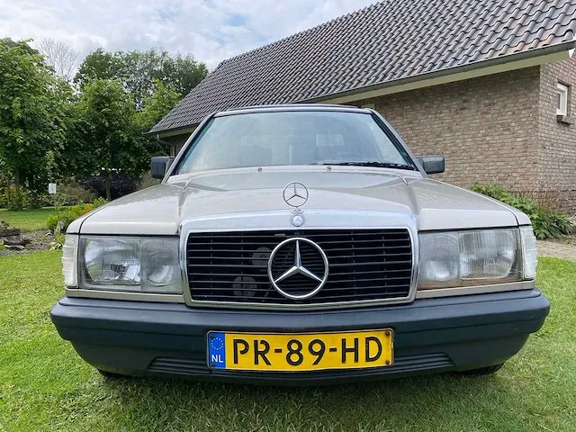 Mercedes-benz - 190-serie - 2.0 e - pr-89-hd - 1986 - afbeelding 13 van  19