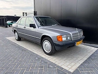 Mercedes-benz - 190-serie - 2.0 e (1987) - afbeelding 1 van  19