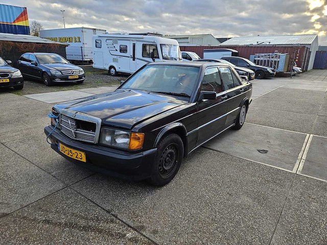 Mercedes-benz - 190-serie - 2.3/16 e - classic cars >15 - afbeelding 1 van  47