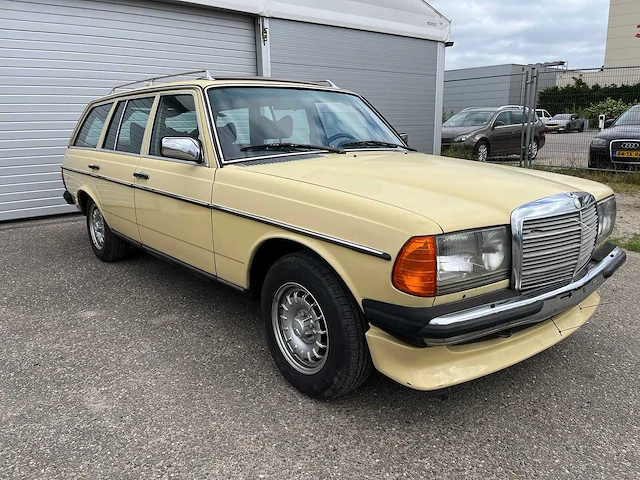 Mercedes-benz - 1979 - 200-280 (w123) combi - 280 te - personenauto - afbeelding 6 van  12
