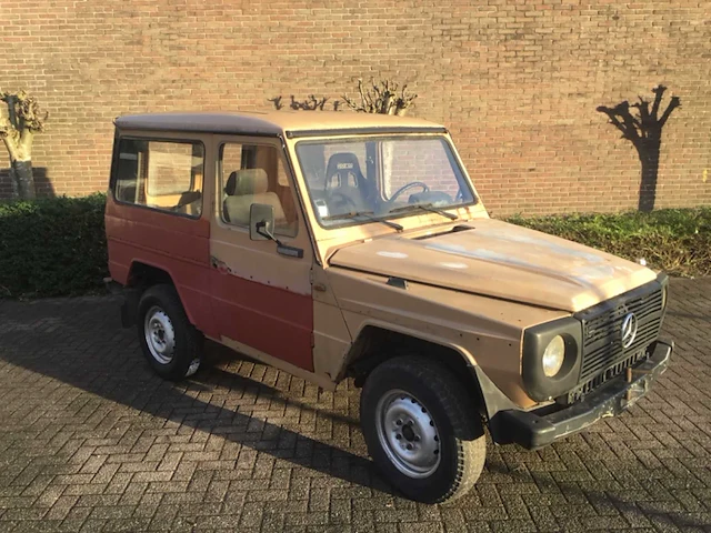 Mercedes-benz - 1980 - 300gd - personenauto - afbeelding 3 van  29