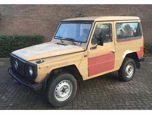 Mercedes-benz - 1980 - 300gd - personenauto - afbeelding 1 van  29
