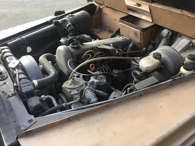 Mercedes-benz - 1980 - 300gd - personenauto - afbeelding 14 van  29