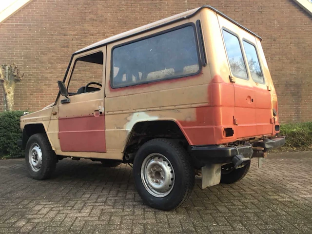 Mercedes-benz - 1980 - 300gd - personenauto - afbeelding 21 van  29