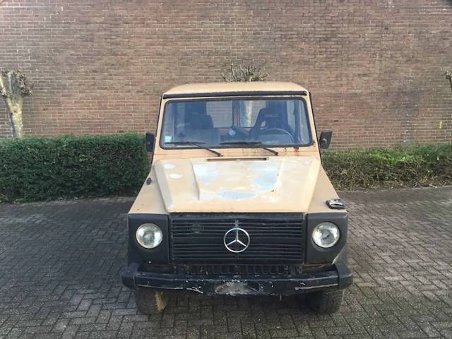 Mercedes-benz - 1980 - 300gd - personenauto - afbeelding 24 van  29