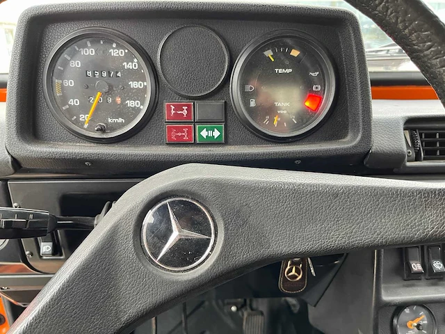 Mercedes-benz - 1980 - g-klasse - 300 gd cabriolet custom build - - afbeelding 4 van  16