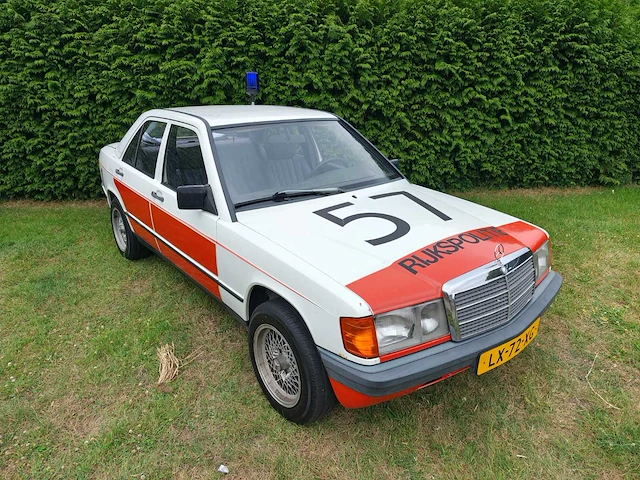 Mercedes-benz - 1983 - 190-serie - 2.0 - 73-tfd-9 - afbeelding 23 van  24