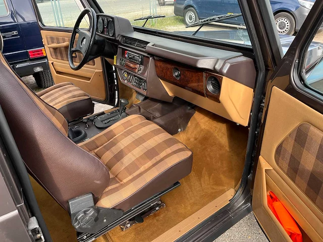 Mercedes-benz - 1988 - g-klasse - 230 ge st.wagon - personenauto - afbeelding 13 van  22