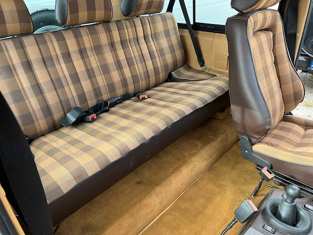 Mercedes-benz - 1988 - g-klasse - 230 ge st.wagon - personenauto - afbeelding 14 van  22