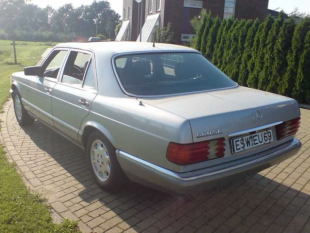 Mercedes-benz - 1989 - w126 - 560 se - personenauto - afbeelding 12 van  17