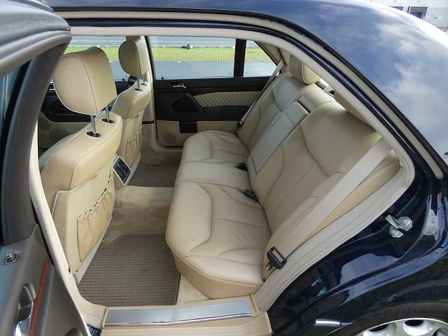 Mercedes-benz - 1993 - s-klasse - 600 sel - personenauto - afbeelding 7 van  35