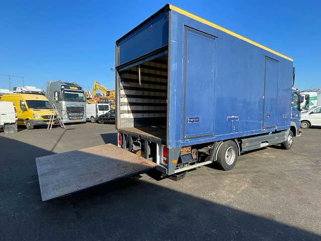 Mercedes benz - 1999 - 815 atego - vrachtwagen - afbeelding 7 van  12