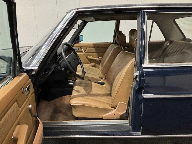 Mercedes-benz - 200-280 (w115) - 240 d 3.0 - 1975 - oldtimer - afbeelding 6 van  45