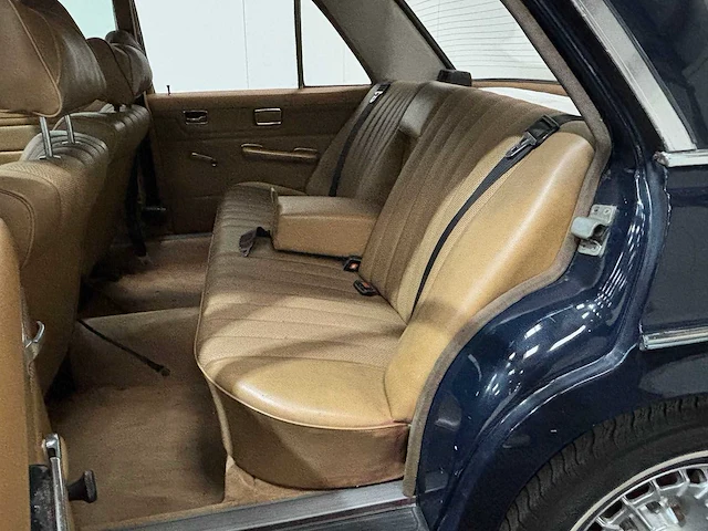 Mercedes-benz - 200-280 (w115) - 240 d 3.0 - 1975 - oldtimer - afbeelding 9 van  45