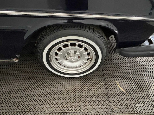 Mercedes-benz - 200-280 (w115) - 240 d 3.0 - 1975 - oldtimer - afbeelding 26 van  45