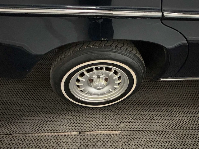 Mercedes-benz - 200-280 (w115) - 240 d 3.0 - 1975 - oldtimer - afbeelding 27 van  45