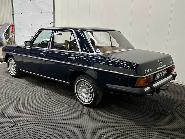 Mercedes-benz - 200-280 (w115) - 240 d 3.0 - 1975 - oldtimer - afbeelding 41 van  45
