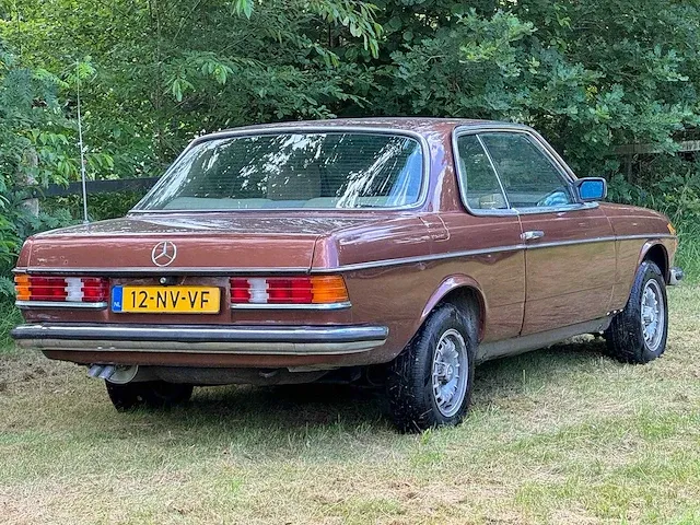 Mercedes-benz - 200-280 (w123) - 280 ce - 12-nv-vf - 1979 - afbeelding 6 van  12