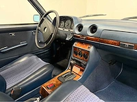 Mercedes-benz - 200-280 (w123) 230 c oldtimer - 1978 - afbeelding 11 van  34