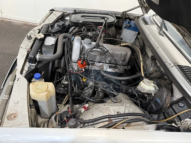 Mercedes-benz - 200-280 (w123) 230 c oldtimer - 1978 - afbeelding 29 van  34