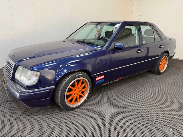 Mercedes-benz - 200-500 (w124) - oldtimer - 1987 - afbeelding 23 van  33