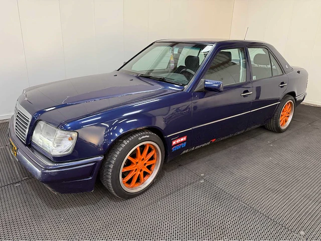 Mercedes-benz - 200-500 (w124) - oldtimer - 1987 - afbeelding 31 van  33