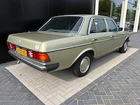 Mercedes-benz - 200 (w123) (1983) - afbeelding 12 van  21