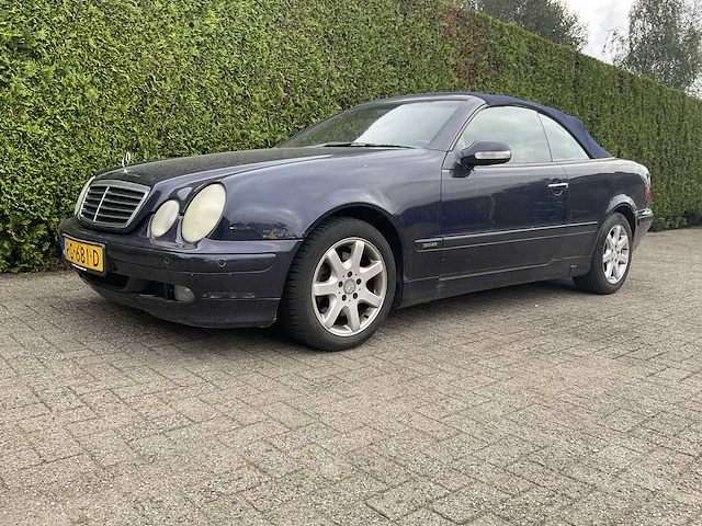 Mercedes-benz - 2001 - clk cabrio - rg-681-d - afbeelding 16 van  34