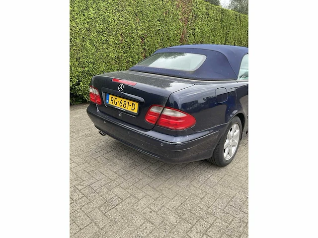 Mercedes-benz - 2001 - clk cabrio - rg-681-d - afbeelding 29 van  34