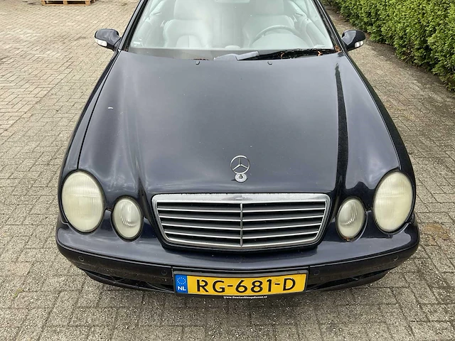 Mercedes-benz - 2001 - clk cabrio - rg-681-d - afbeelding 30 van  34