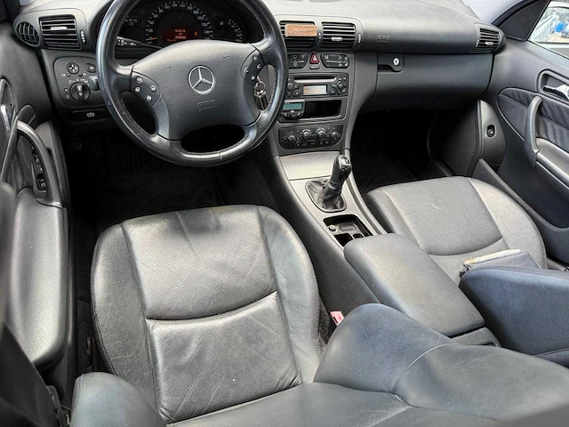 Mercedes-benz - 2002 - c-klasse combi - 200 k. elegance - 27-hx-zk - afbeelding 17 van  18