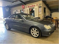 Mercedes-benz - 2003 - clk 320 - personenauto - afbeelding 2 van  16