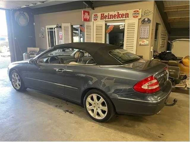 Mercedes-benz - 2003 - clk 320 - personenauto - afbeelding 11 van  16