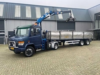 Mercedes-benz - 2004 - 615d - vrachtwagen - afbeelding 1 van  40