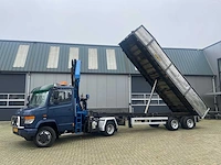 Mercedes-benz - 2004 - 615d - vrachtwagen - afbeelding 31 van  40