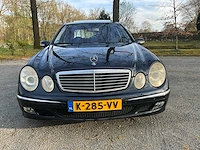 Mercedes-benz - 2004 - e-klasse - e240 elegance - personenauto - afbeelding 2 van  31